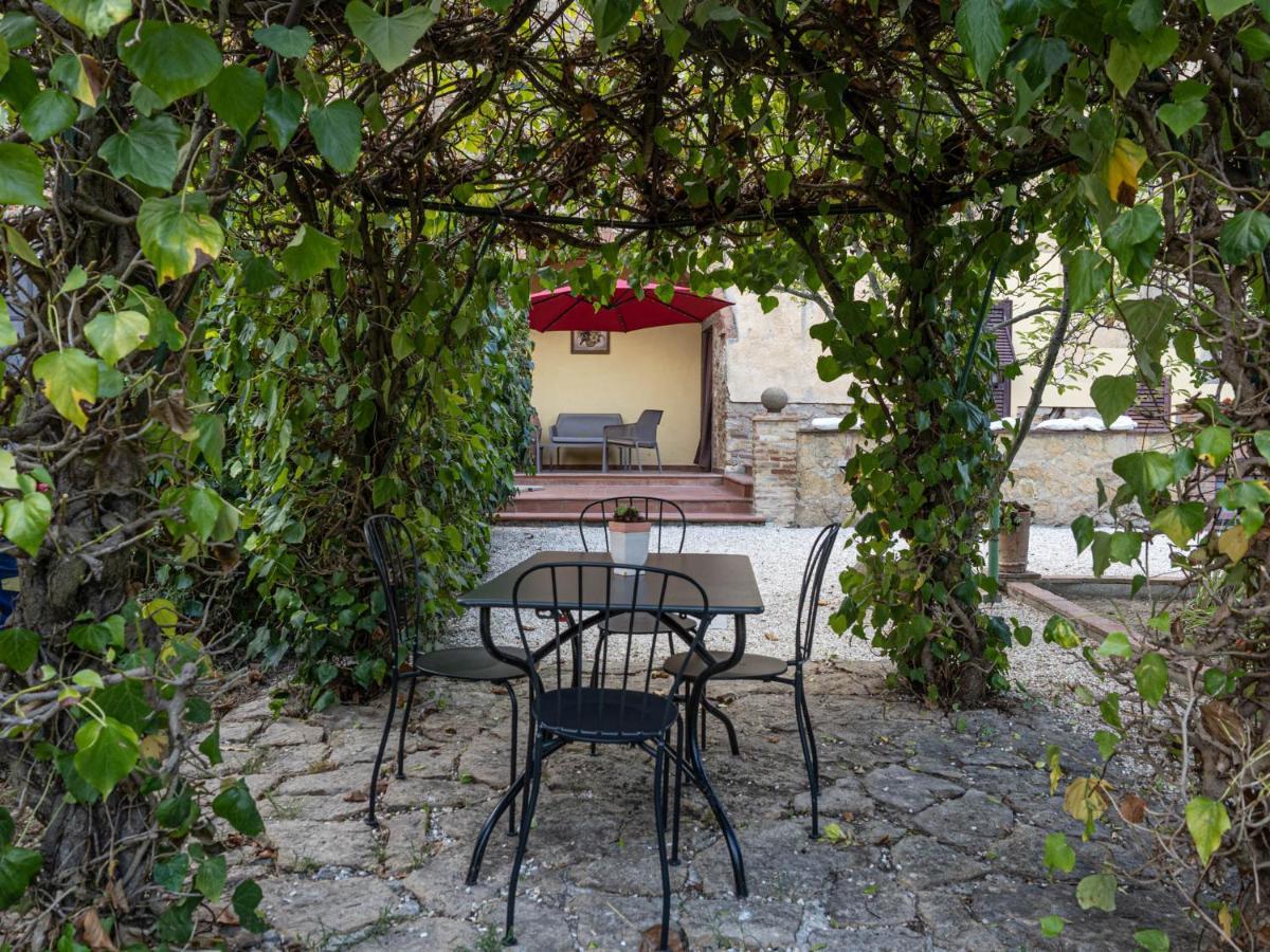 Podere Mona Помаранче Экстерьер фото