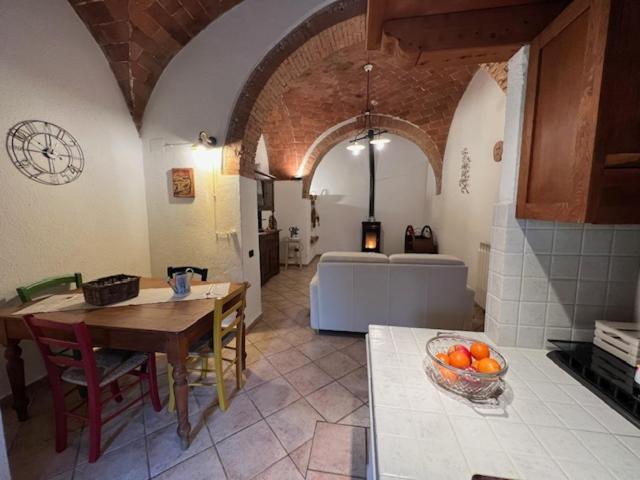 Podere Mona Помаранче Экстерьер фото